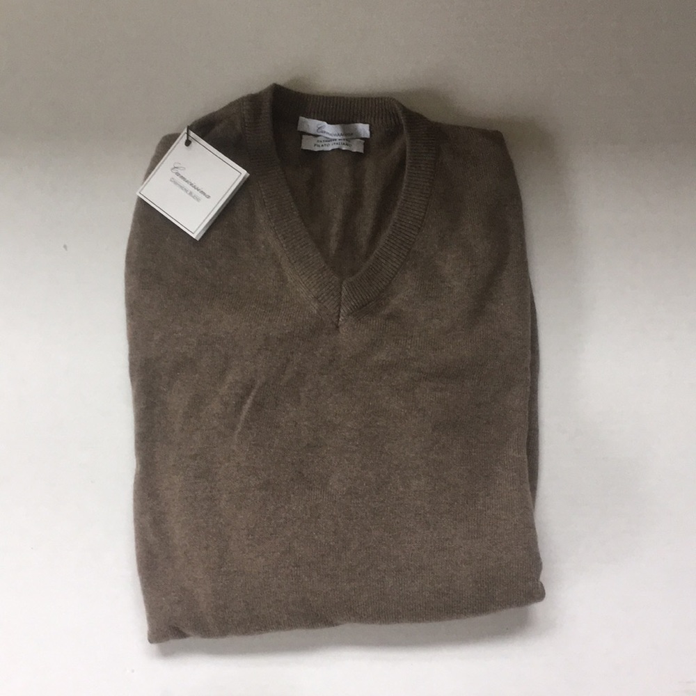 Cashmere blend v neck sweater